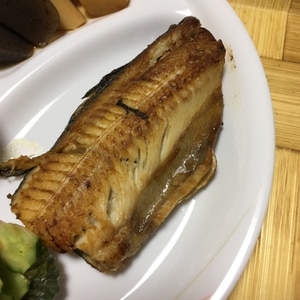 くずれない焼き方 魚焼きグリルでほっけ焼き レシピ 作り方 By ままや 楽天レシピ くずれない焼き方 魚焼きグリルでほっけ焼き レシピ 作り方 By ままや 楽天レシピ